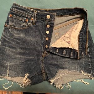 Levi’s shorts